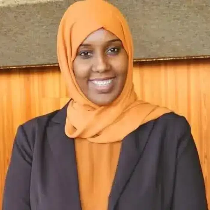 Hanifa-Photo